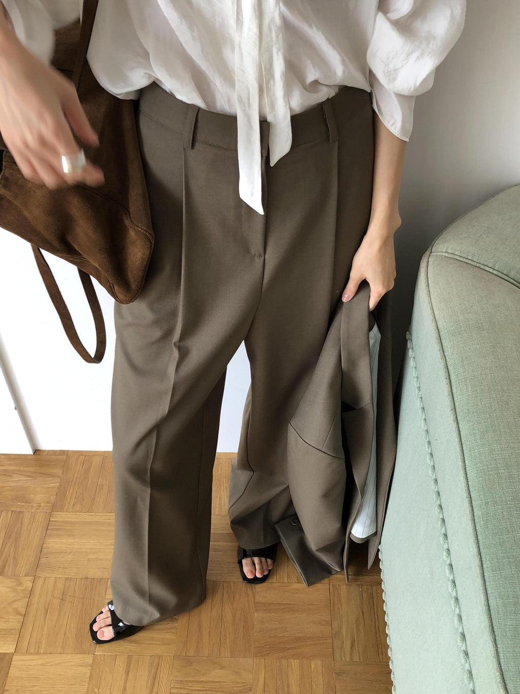 Avery Tailored Pleated Trousers [PRE-ORDER: SHIPS IN 2 WEEKS]