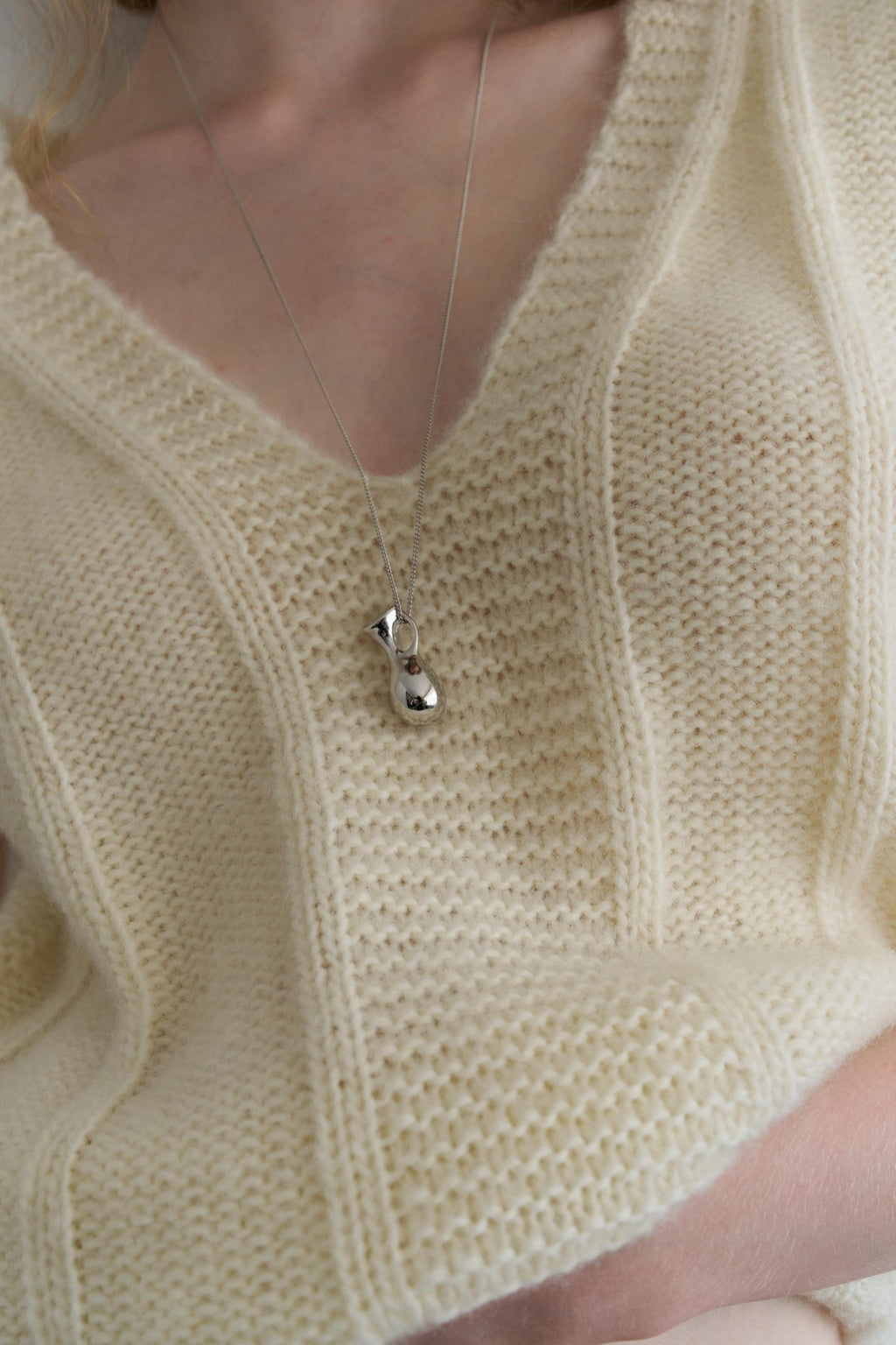 Lua Long Necklace (2 Color) [PRE-ORDER: SHIPS IN 2 WEEKS]