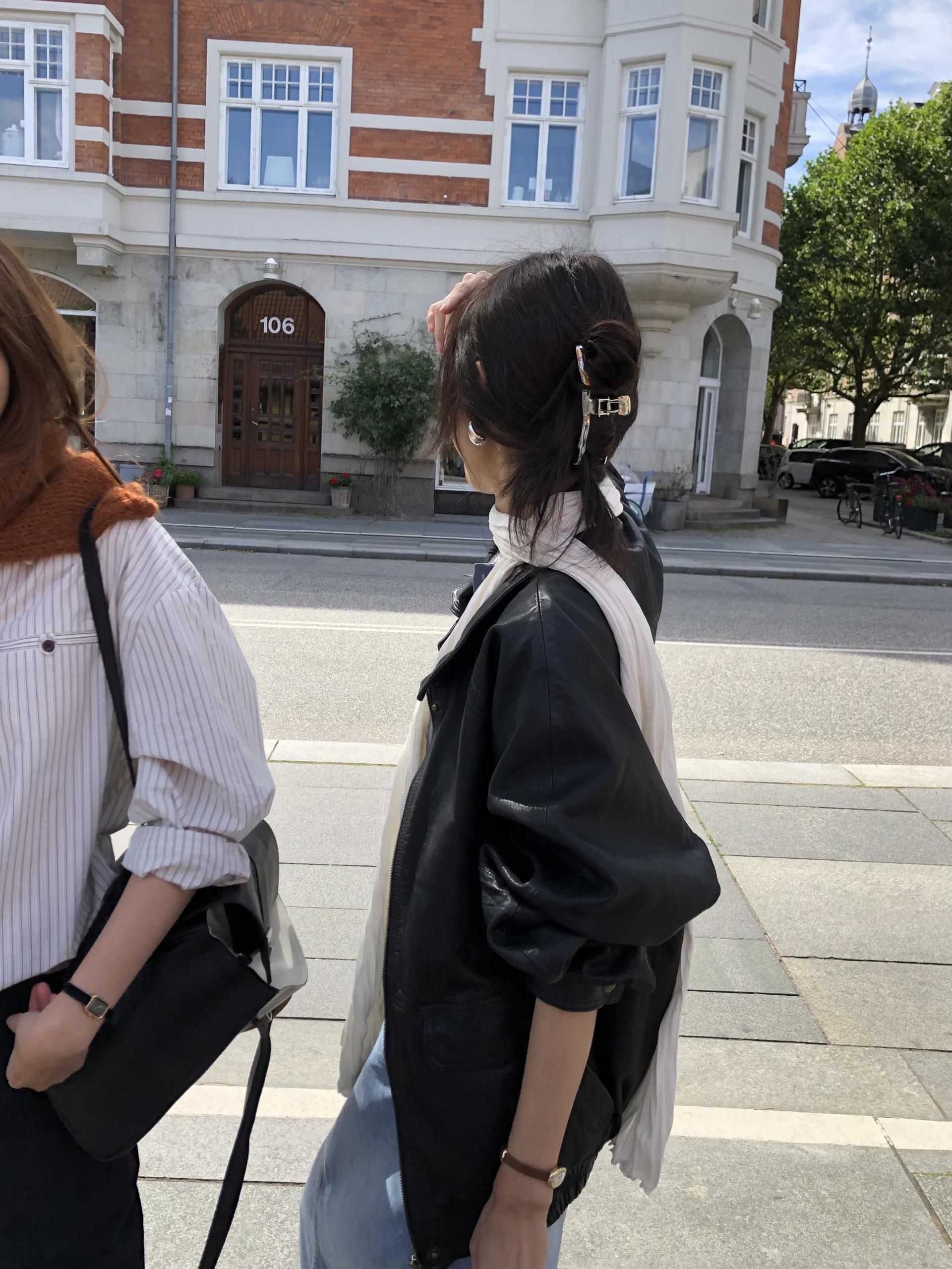 Ella Hair Clip [PRE-ORDER: SHIPS IN 2 WEEKS]